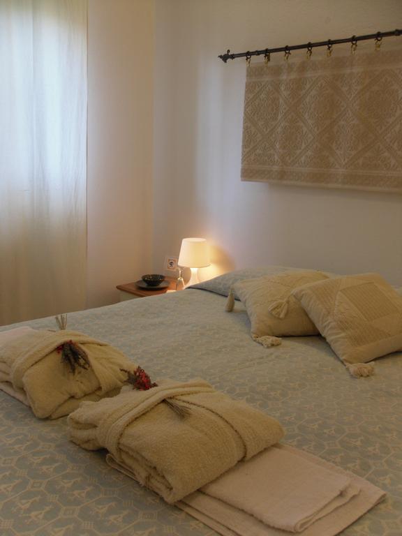 B&B Fragus E Saboris De Sardigna Sadali Kamer foto